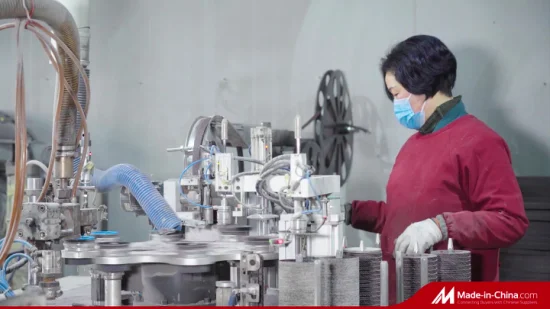 Il produttore cinese Yihong offre una rettificatrice lamellare completamente automatica di alta qualità per la produzione di utensili per la levigatura della lamella